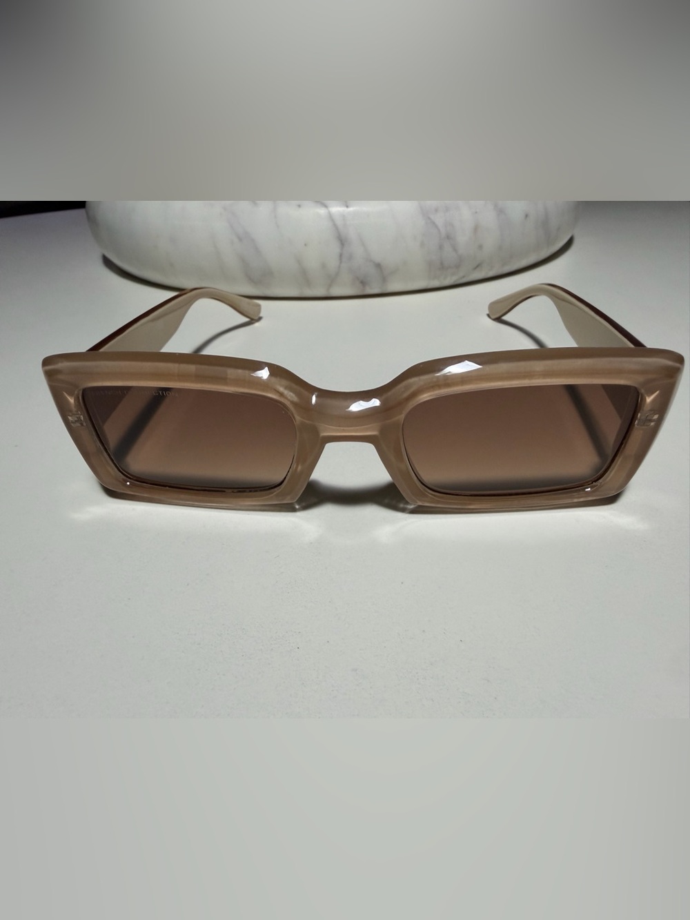 French Connection Rectangular Sunglasses in Peach/Tan w/Brown CAT.2 Lenses UV AG - Picture 2 of 7